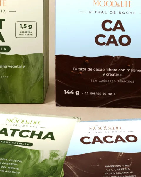 Las cajas y los sobres de Matcha Ritual y Cacao Ritual.