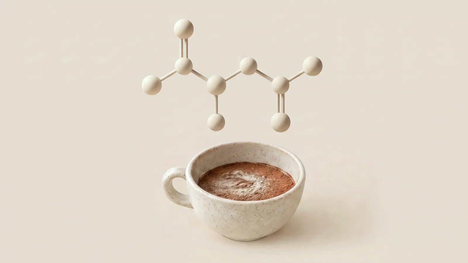 Modelo de bolas y varillas de la molécula de creatina, de color marfil, sobre la taza.